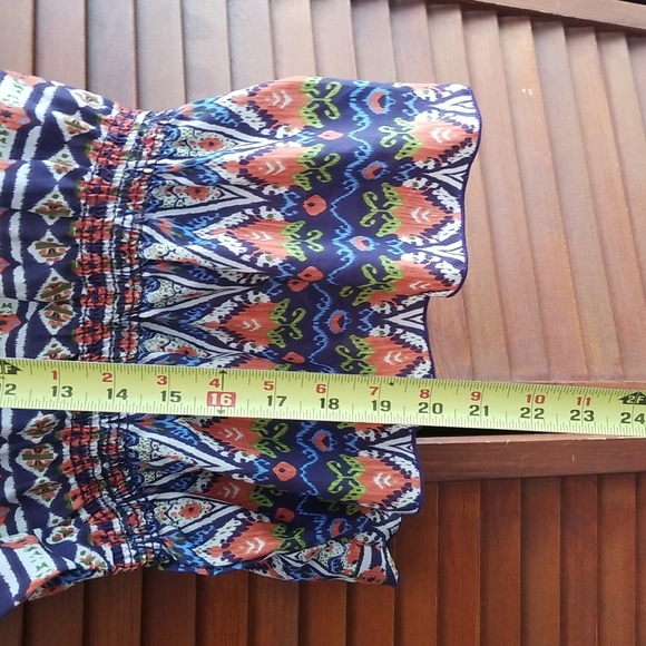 Papaya Multi-colored Cold Shoulder Top - Picture 8 of 8